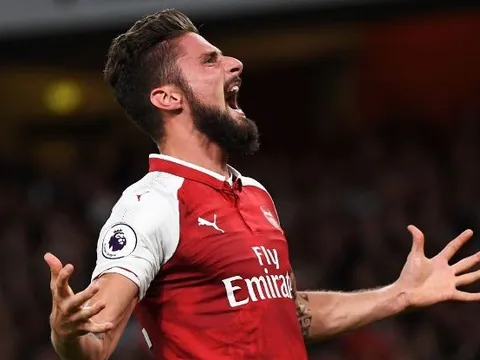 Giành 3 điểm, Wenger phơi bày sự thật không ngờ về Giroud