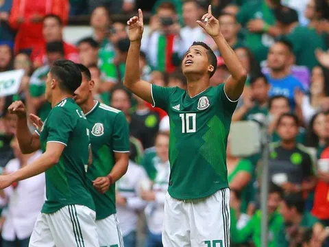 Mexico chốt danh sách 23 cầu thủ: Marquez sắp lập kỷ lục