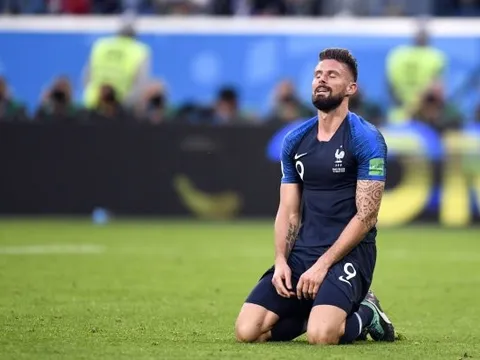 Giroud tự nhận mình thật đáng xấu hổ