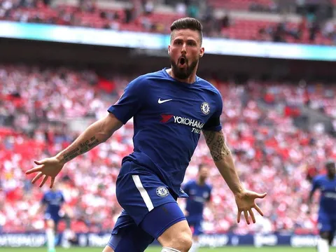Olivier Giroud: "Cầu thủ Chelsea điên tiết khi biết tôi gia nhập"