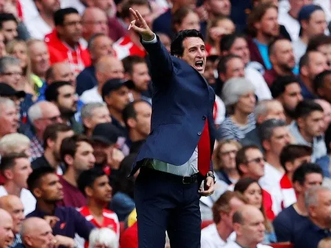 Góc Arsenal: Cuộc lột xác nào không đau đớn?