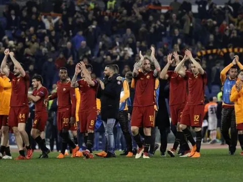 Góc AS Roma: Tham quá hóa dại?