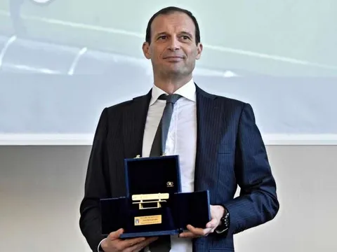 Góc Juventus: Chờ 'cơn điên' của Max hóa giải bão chấn thương