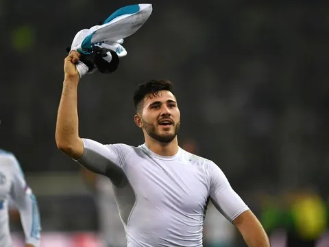Góc tuyển trạch: Sead Kolasinac - bản hợp đồng "thông minh"