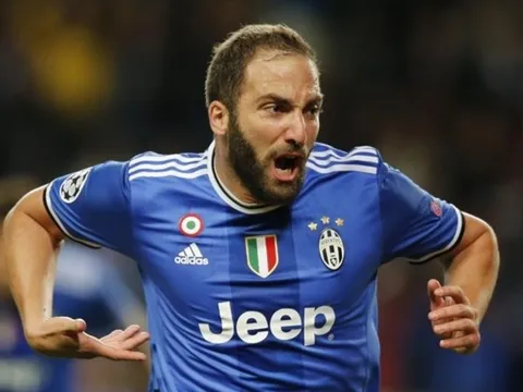 Đại diện Higuain lên tiếng về tương lai, mở đường cho "bom tấn" Ronaldo