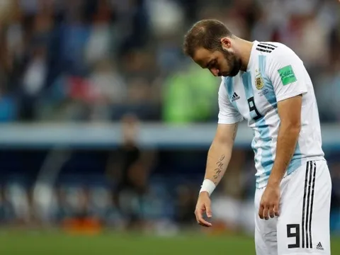 Gonzalo Higuain 'chân gỗ' ám tuyển Argentina đến bao giờ?