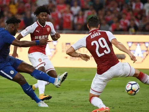 Granit Xhaka chơi tuyệt hay vs Chelsea