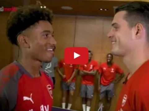 Granit Xhaka so tài với Reiss Nelson ở môn bóng bàn