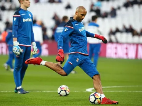 Man Utd chuẩn bị công bố 'cú đúp' chuyển nhượng