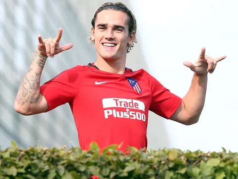 Griezmann tạo dáng 'nhí nhảnh' tại Munich