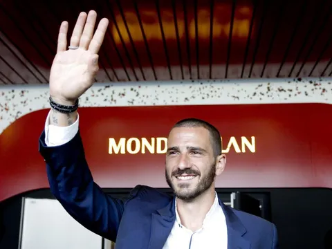 Gửi Juventus, Bonucci cảm ơn tất cả trừ... Allegri
