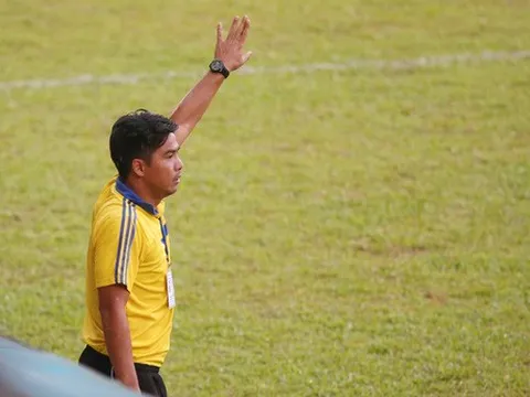 Đại chiến thầy trẻ ở U17