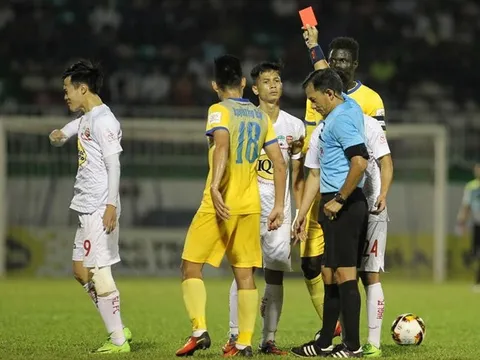 Bầu Đức: Được giãn nợ 2000 tỷ, cần gì V-League!