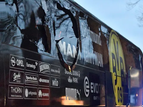 HẬU KHỦNG BỐ tại Dortmund: Thế giới đồng cảm, CĐV Dortmund hành động đẹp