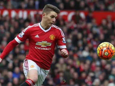 Hậu vệ 24 tuổi rời Man Utd, tìm được bến đỗ mới