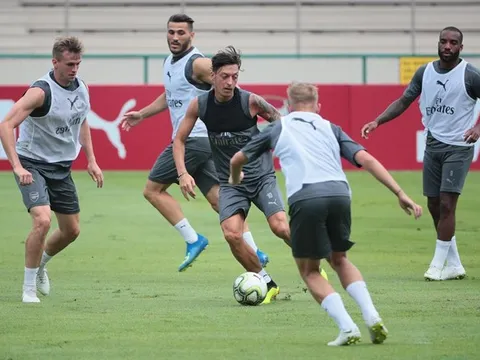 Bellerin: 'Arsenal có sự tổ chức hơn so với thời Arsene Wenger'