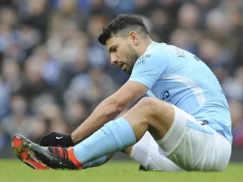 CHÍNH THỨC: Sergio Aguero nghỉ hết mùa, nguy cơ lỡ World Cup