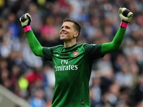 Giờ là lúc Arsenal hối hận khi bán Szczesny