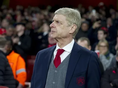 48 tiếng sau thông báo từ chức, Arsene Wenger đã rất "đắt hàng"