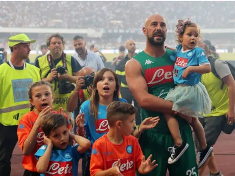 Highlights: Napoli 2-1 Crotone (Vòng 38 Serie A)
