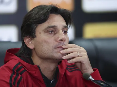 HLV AC Milan "ngạc nhiên" với chủ Trung Quốc