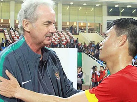 HLV Alfred Riedl phản bác thông tin trong tự truyện Công Vinh