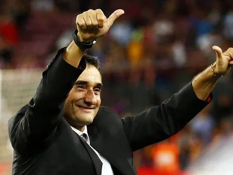 HLV Barca chốt 3 mục tiêu: Lấy hàng của Arsenal & M.U