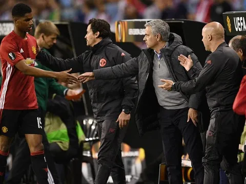 HLV Celta Vigo: 'Thật xấu hổ khi Man Utd vào chung kết'