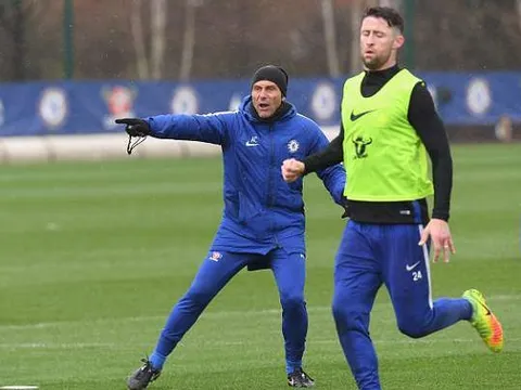 HLV Conte 'cháy' hết mình, quyết giúp Chelsea quật ngã Tottenham