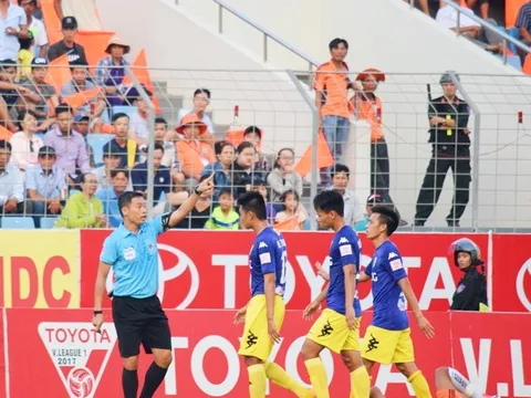 HLV Lê Huỳnh Đức: “Cầu thủ Hà Nội đá rắn, đá xấu và chơi tiểu xảo”
