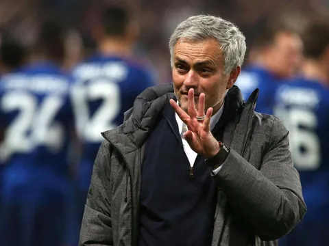 HLV Mourinho không hứng thú với chiêu trò của Pep Guardiola