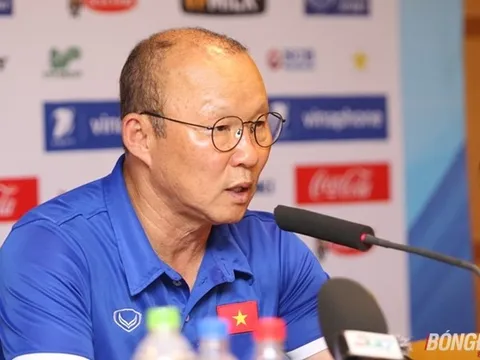 HLV Park Hang-seo: “Sẽ để Công Phượng ít sút penalty hơn"