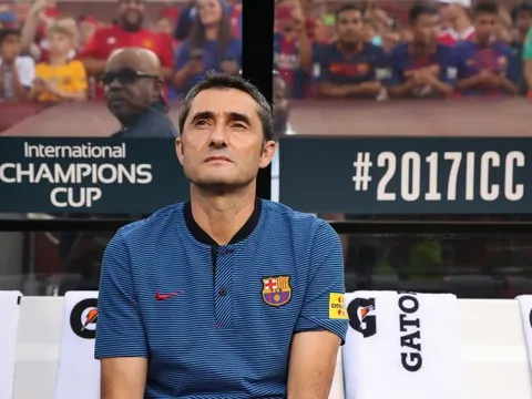 HLV Valverde nhận xét gì về Man Utd?