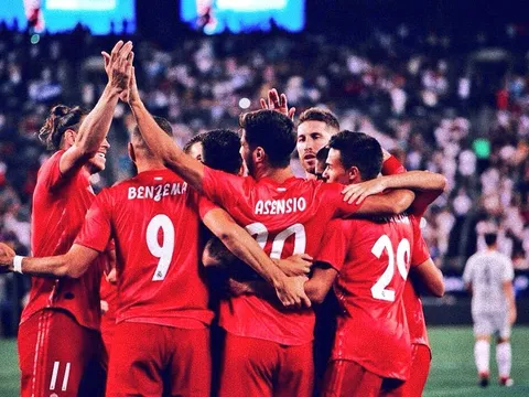"Hoàng tử xứ Wales" tỏa sáng, Real tạm vơi nỗi nhớ Ronaldo