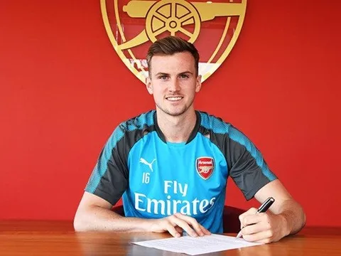Củng cố hàng thủ, Arsenal trói chân sao trẻ người Anh