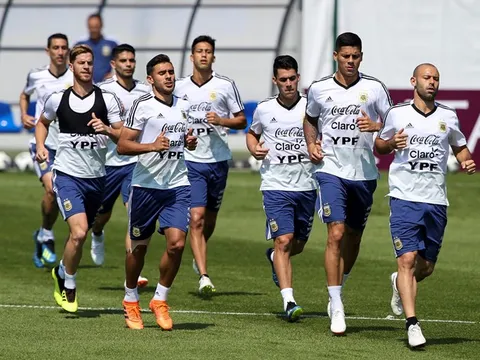 Muốn thắng, Argentina phải 'trảm' Caballero và hỗ trợ tích cực Messi