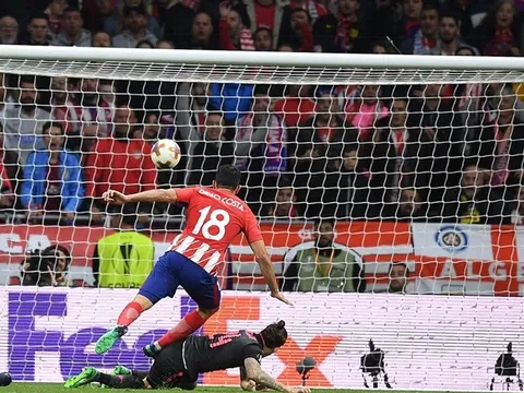 Hung thần Diego Costa xuất hiện, Arsenal bị hạ theo kịch bản cũ mèm