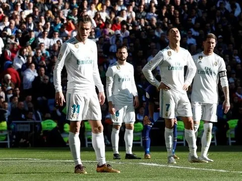 Hướng tới Siêu kinh điển: Khi danh dự chẳng còn quan trọng với Zizou