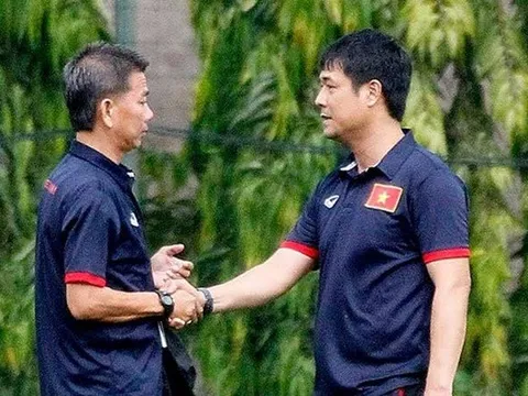 Khen trò ruột hết lời, ông Tuấn "con" vuốt mặt Hữu Thắng?