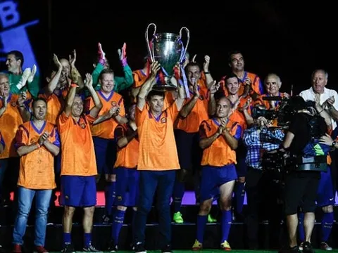 Huyền thoại Barca ôn lại chiến tích lẫy lừng năm 1992