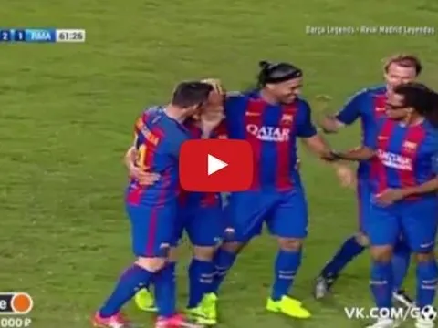 Huyền thoại Barcelona 3-2 huyền thoại Real Madrid