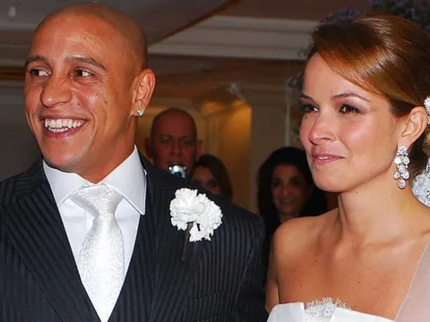 Huyền thoại Roberto Carlos làm bố lần thứ 9