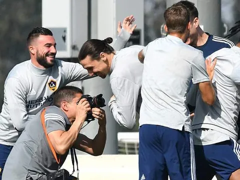 Ibrahimovic rạng rỡ trong buổi tập đầu tiên tại LA Galaxy