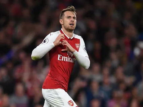 Arsenal ra tối hậu thư cho Ramsey: Kí hợp đồng hoặc bị rao bán