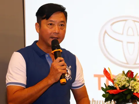Cựu tuyển thủ Huỳnh Đức - Thanh Bình làm huấn luyện viên trại hè bóng đá