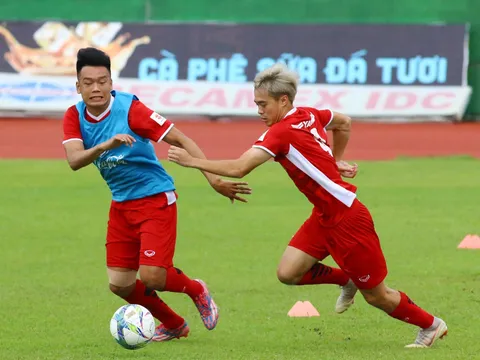 Điểm tin bóng đá Việt Nam sáng 10/8: HLV Thái Lan đánh giá cao U23 Việt Nam, thầy Park nhận tin không vui
