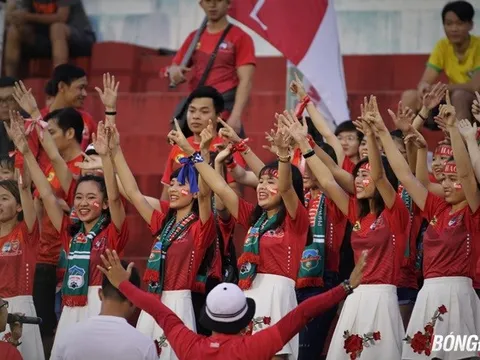 HAGL thua dưới sân, CĐV phố núi thắng trên khán đài