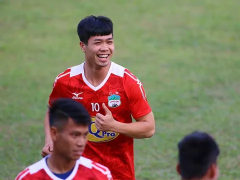 Xuân Trường, Công Phượng "cười vỡ bụng" với bài tập lạ của HAGL