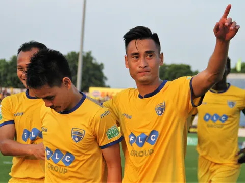 Hạ Than Quảng Ninh 3-1, HLV Đức Thắng giúp FLC Thanh Hóa trở lại cuộc đua vô địch