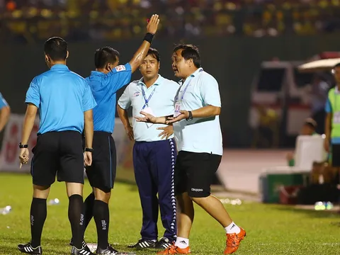 Điểm tin bóng đá Việt Nam tối 15/04: HLV V-League tố trọng tài thiếu công tâm
